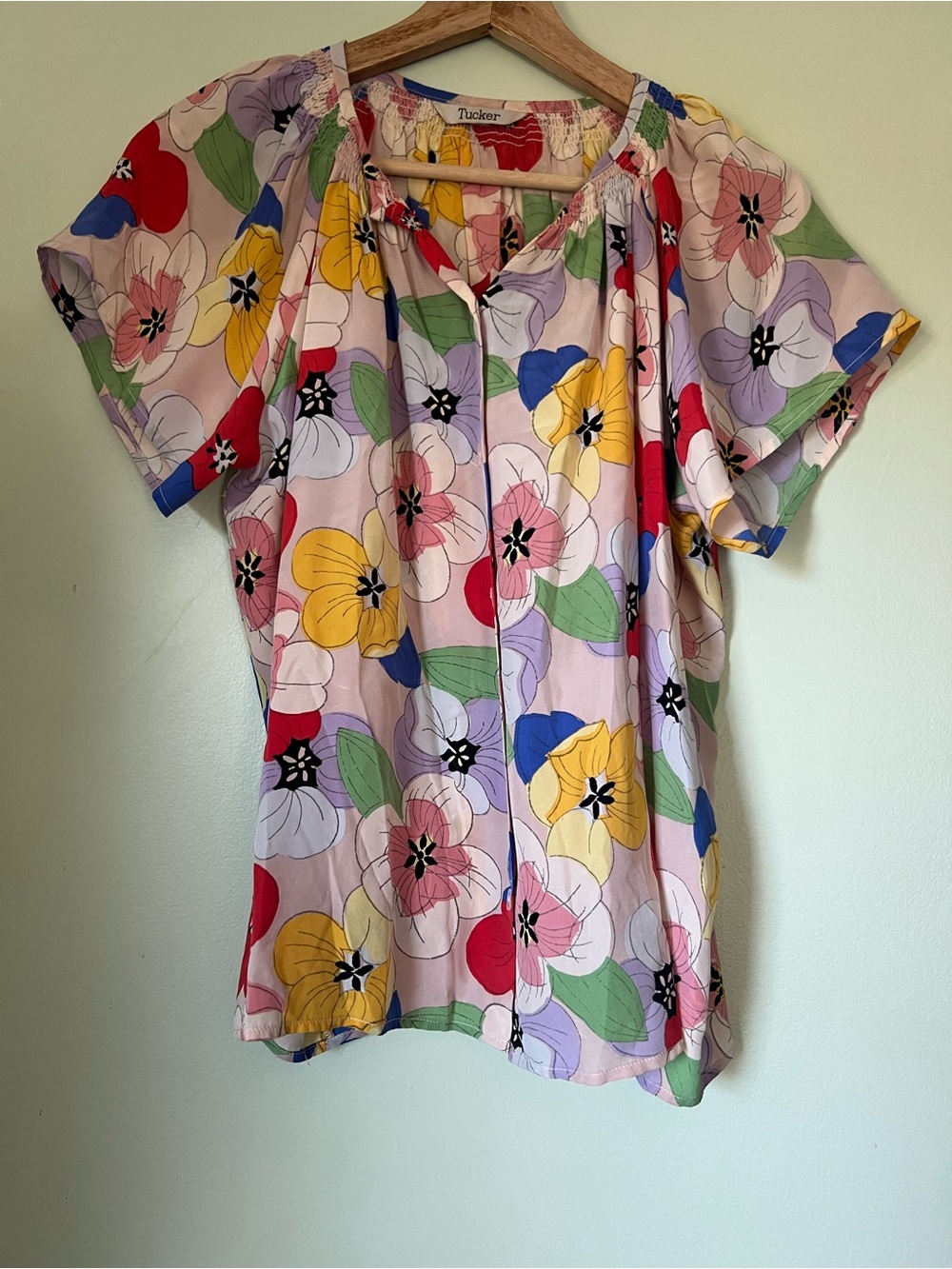 Tucker NYC Short Sleeve Classic Silk Blouse